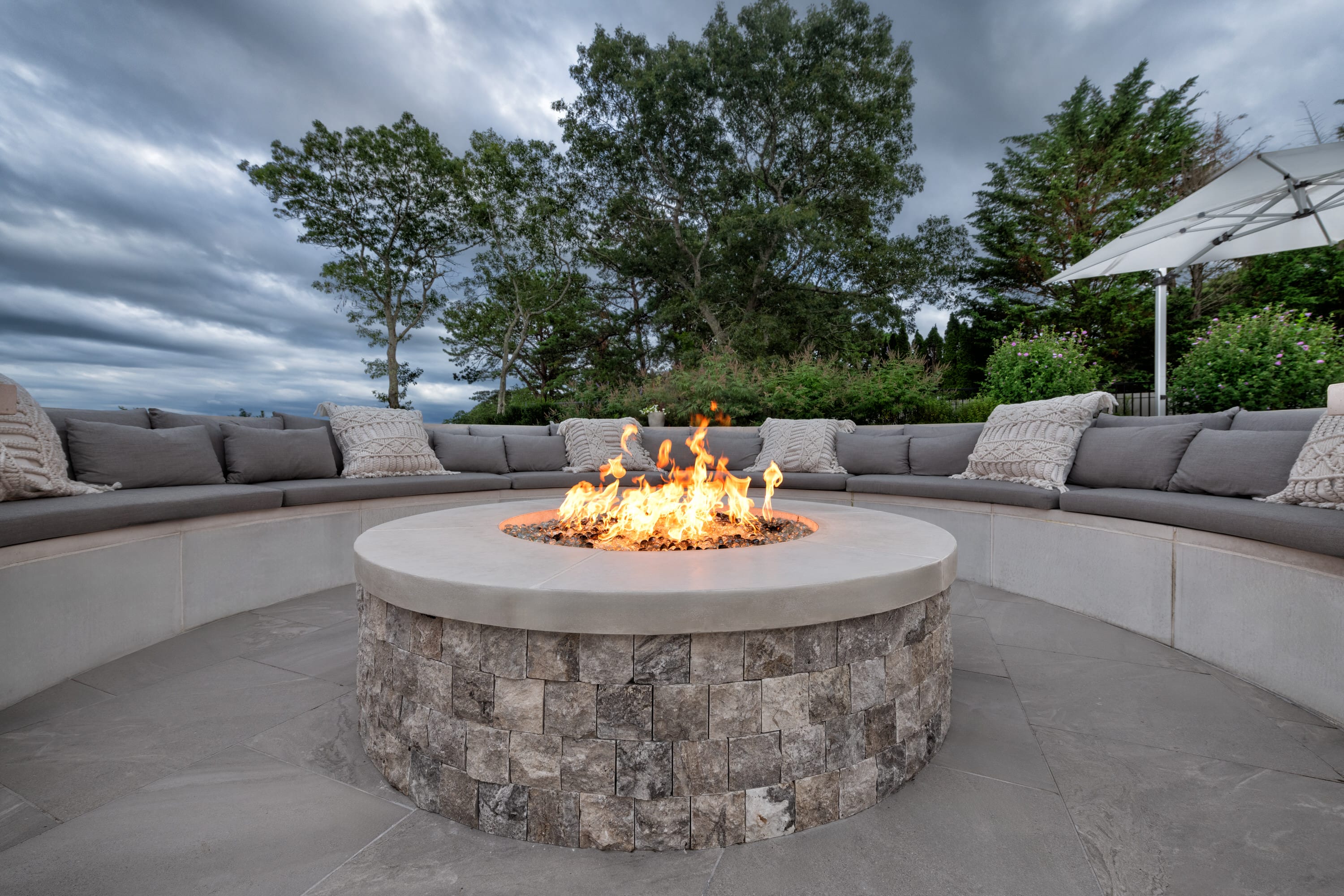 environmental-pools-luxury-pool-builder-new-england-fire-features-7